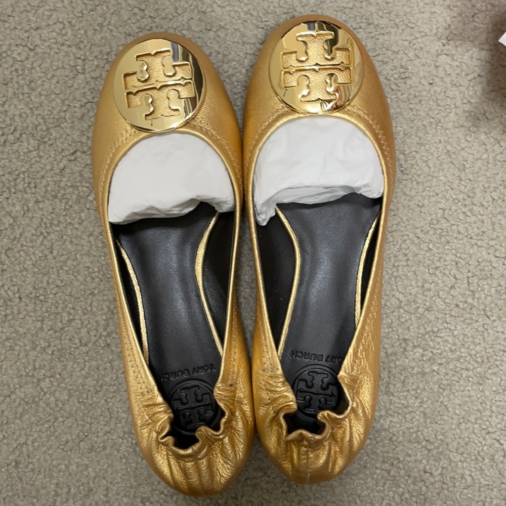 New Tory Burch Reva gold flats. Size 6.5
